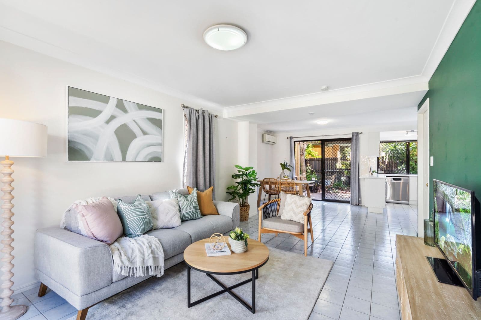 62 Stevens Street, Yeronga QLD 4104, Yeronga - Thumbnail 2