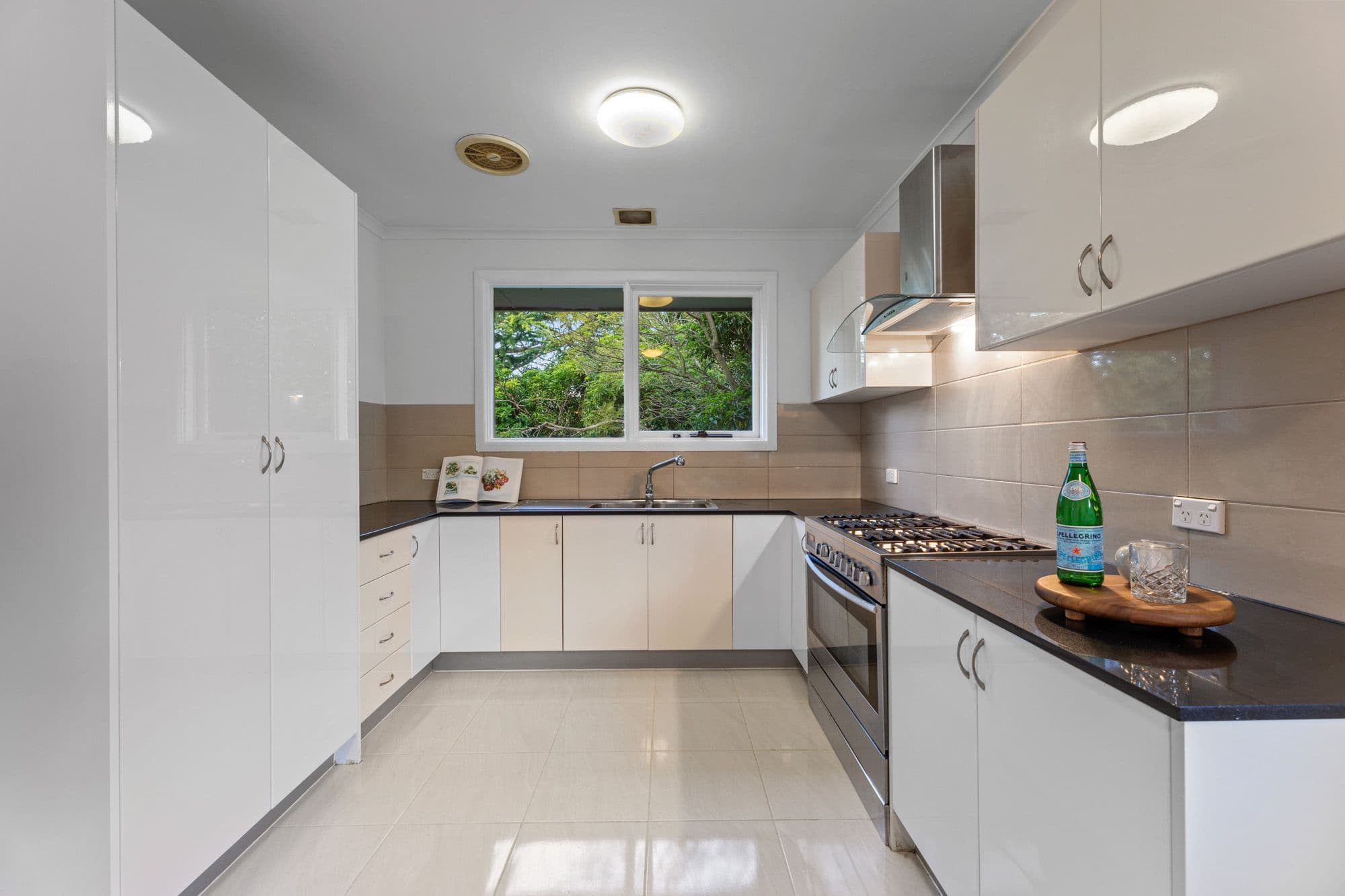 14 Springvale Road, Glen Waverley VIC 3150, Glen Waverley - Thumbnail 5
