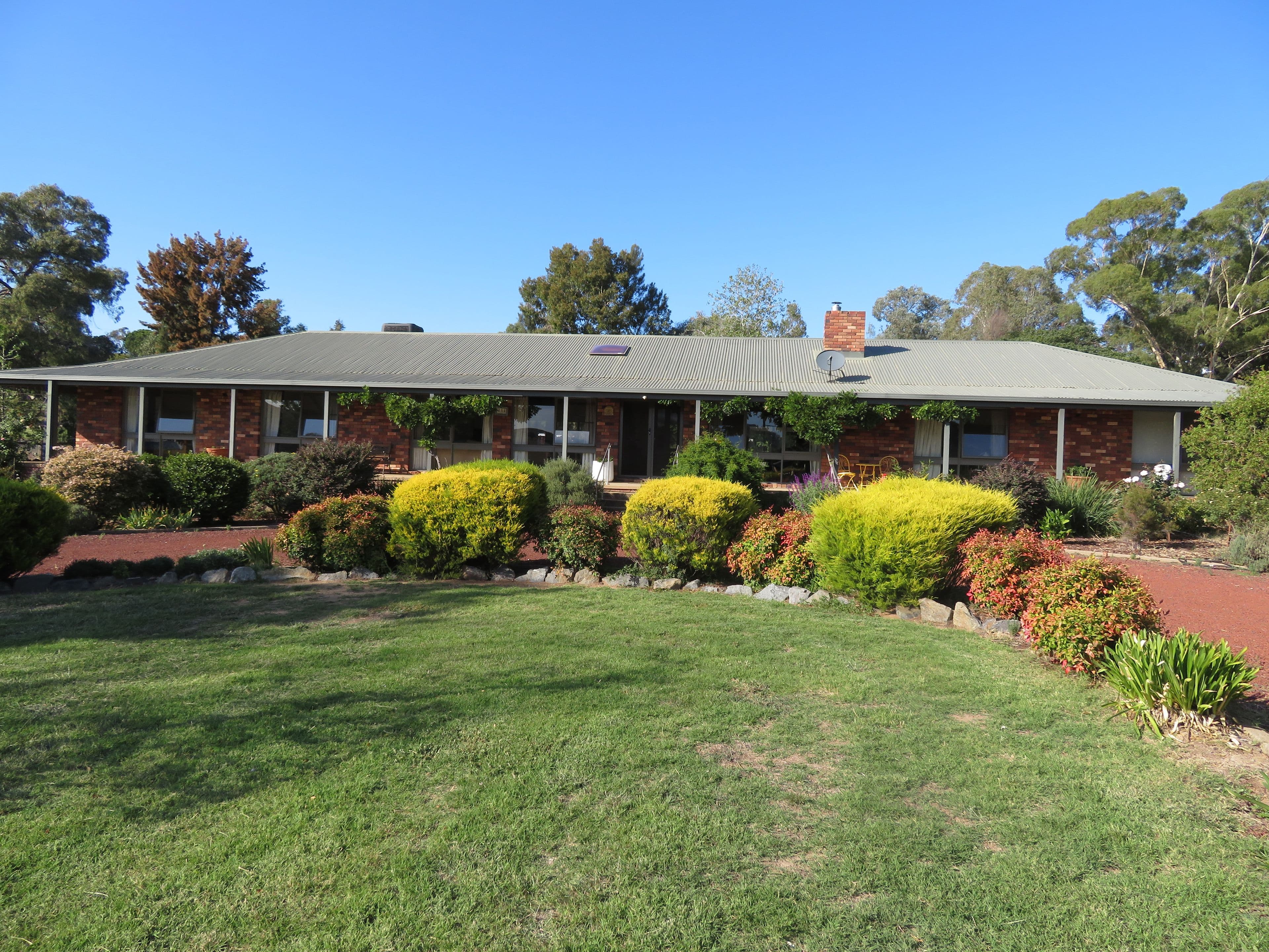 72 William Street, Gundagai NSW 2722, Gundagai - Image 1