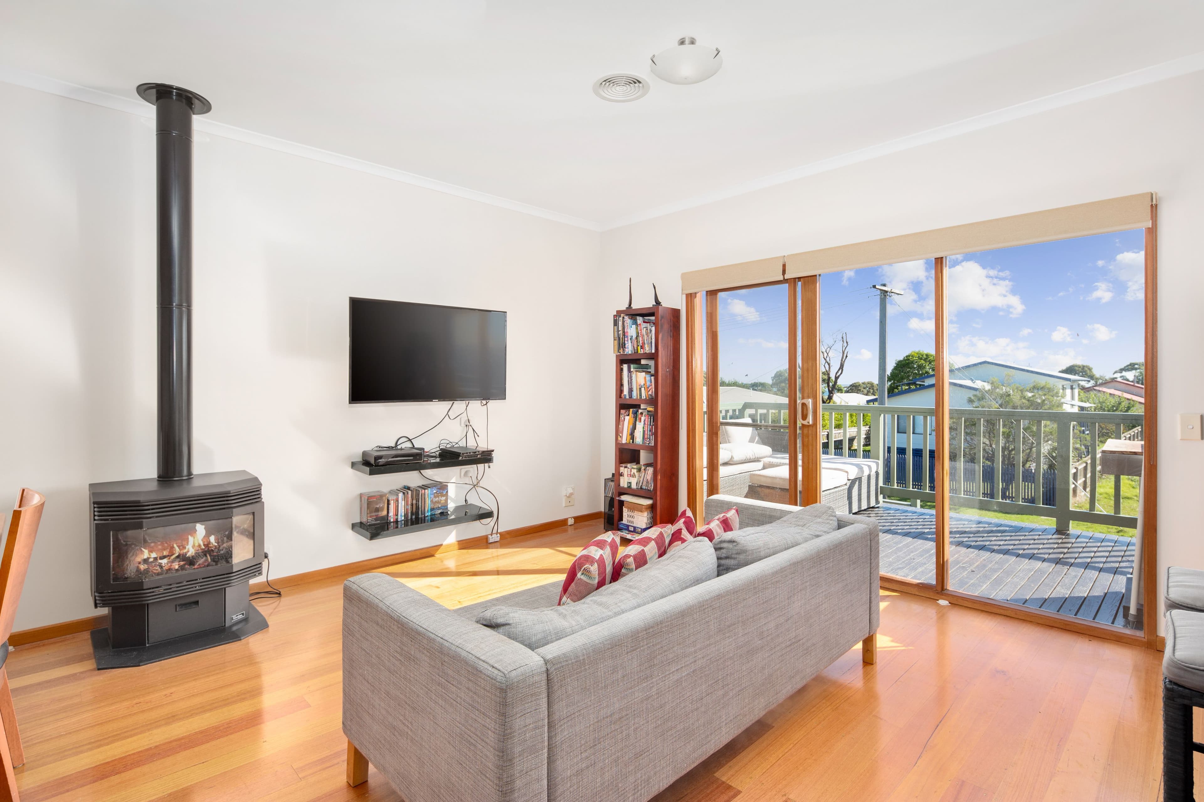1 Boonderabbi Way, Cowes VIC 3922, Cowes - Thumbnail 2