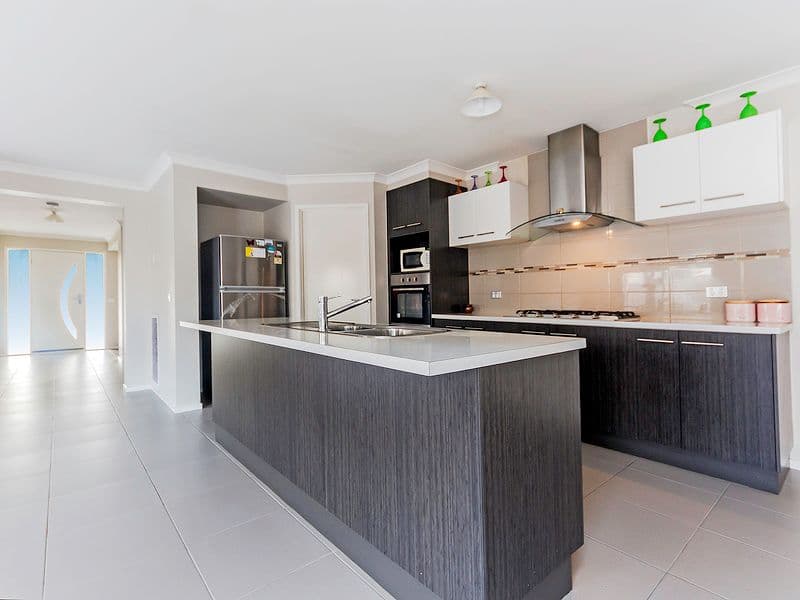 44 Larson Avenue, Tarneit VIC 3029, Tarneit - Thumbnail 7