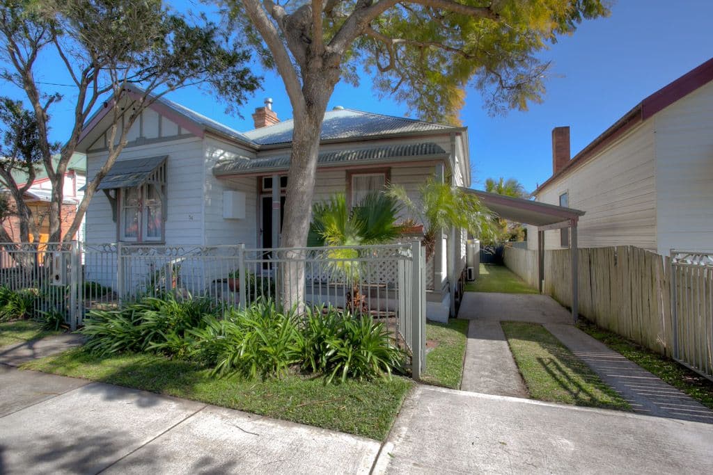 34 Roslyn Avenue, ISLINGTON NSW 2296, Islington - Image 1