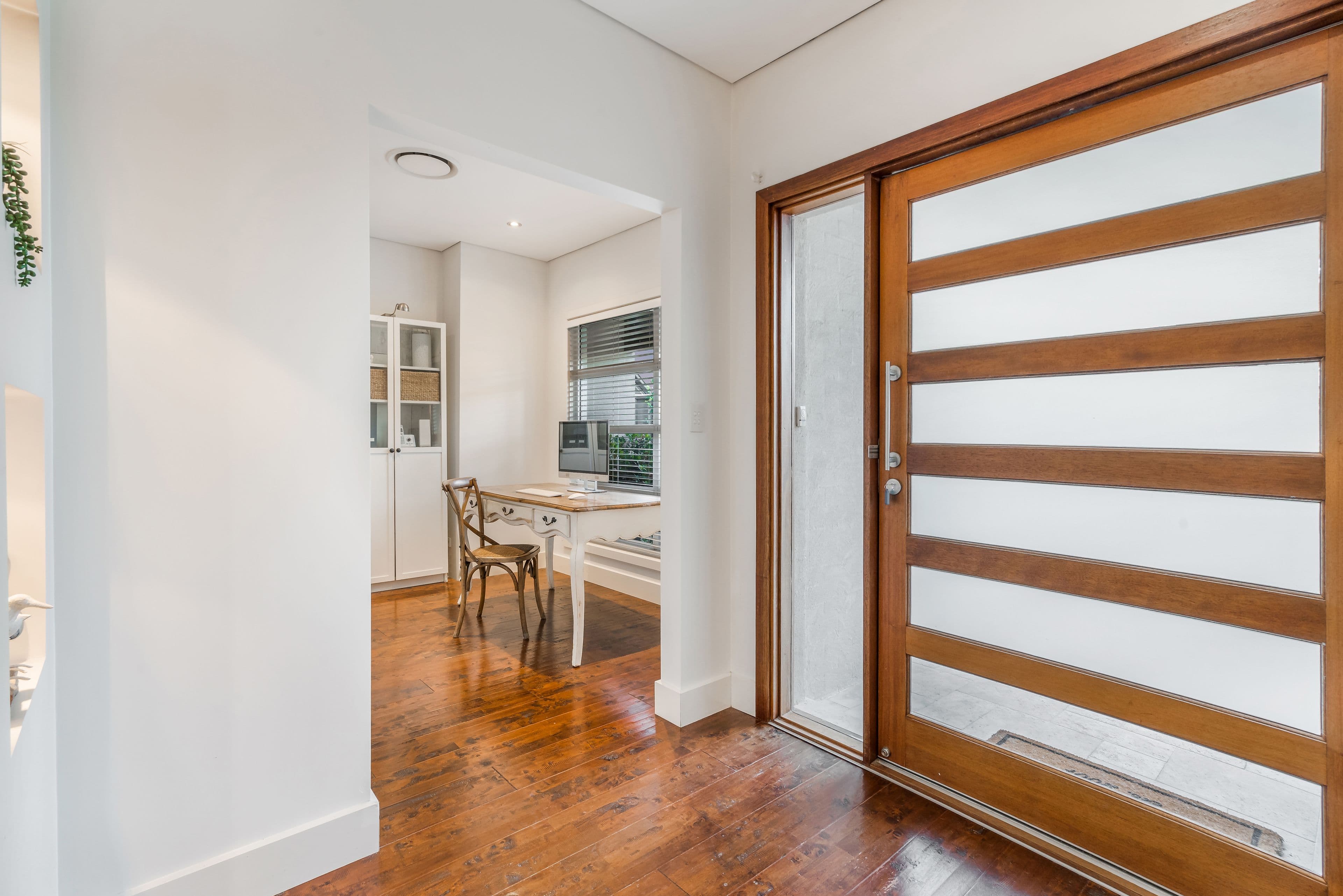 6 Lazio Place, Prestons NSW 2170, Prestons - Thumbnail 4