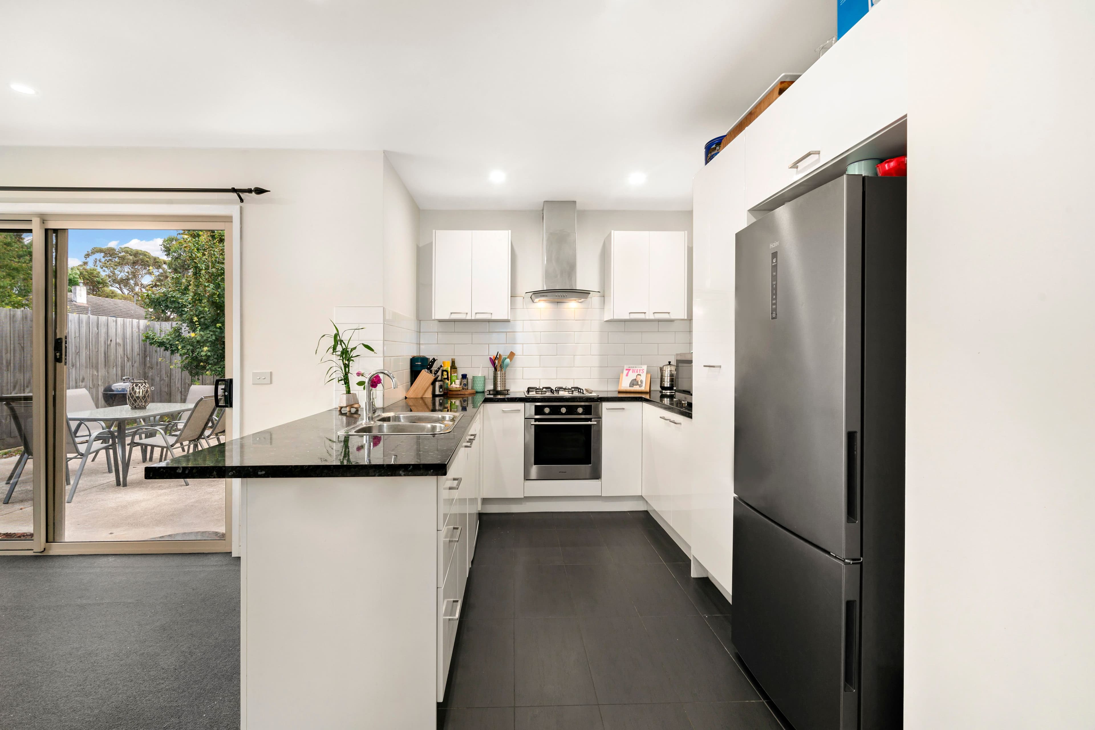 9 Windoo Street, Frankston North VIC 3200, Frankston North - Thumbnail 4