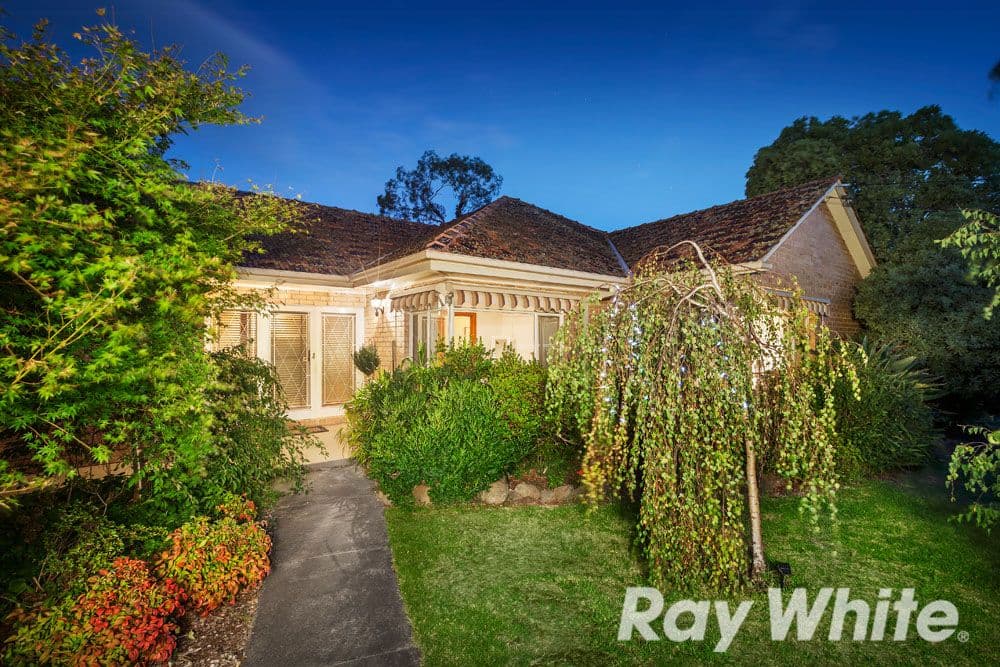 220 Waiora Road, Rosanna VIC 3084, Rosanna - Image 1