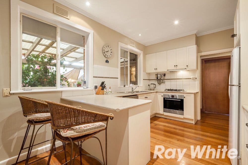 220 Waiora Road, Rosanna VIC 3084, Rosanna - Thumbnail 5