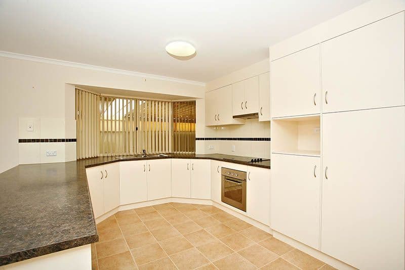 9 Navigator Parade, SMITHFIELD SA 5114, Smithfield - Thumbnail 2
