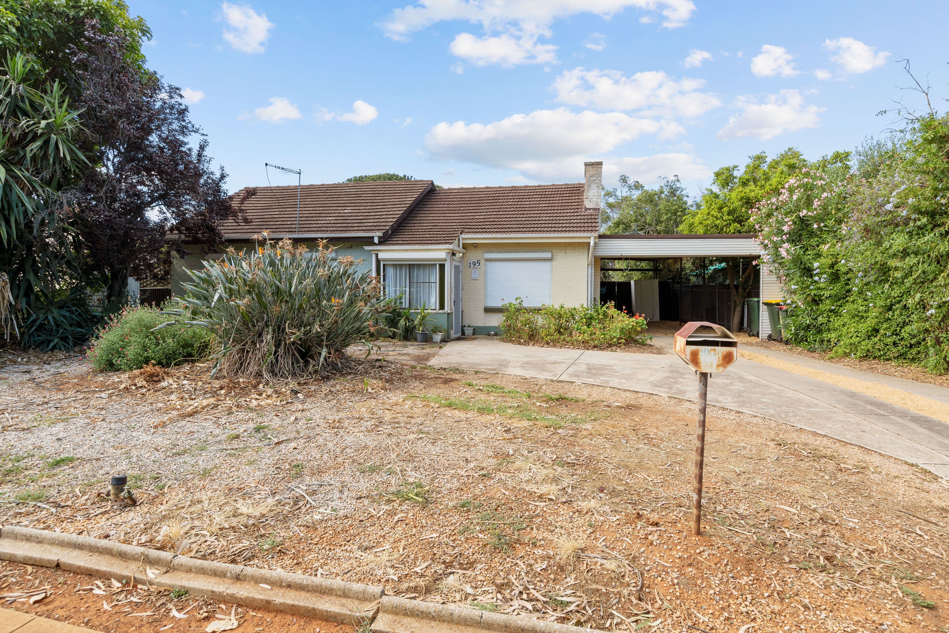 195 Hogarth Road, Elizabeth Grove SA 5112, Elizabeth Grove - Image 1