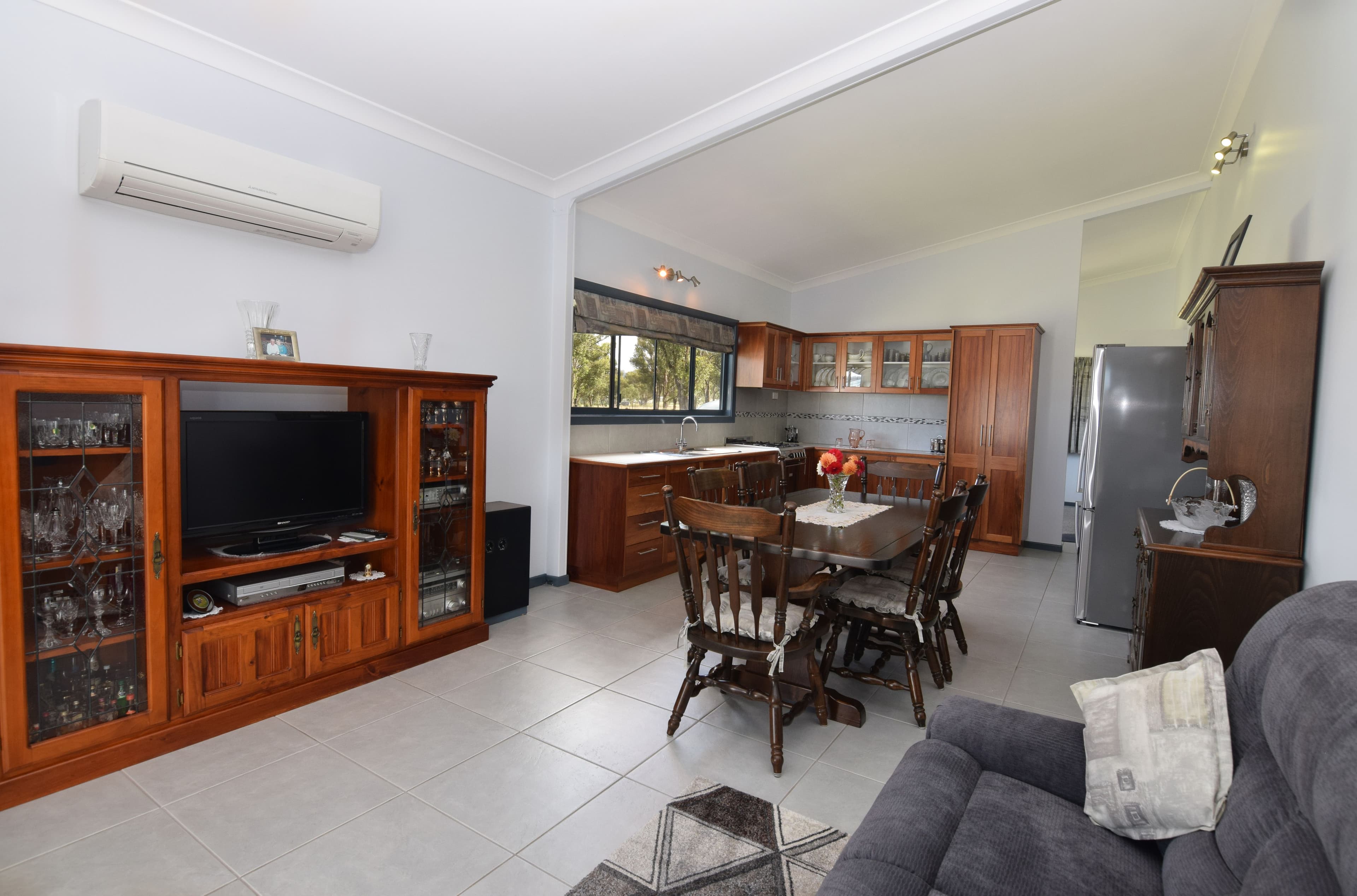 4-10 Western Street, Tenterfield NSW 2372, Tenterfield - Thumbnail 3
