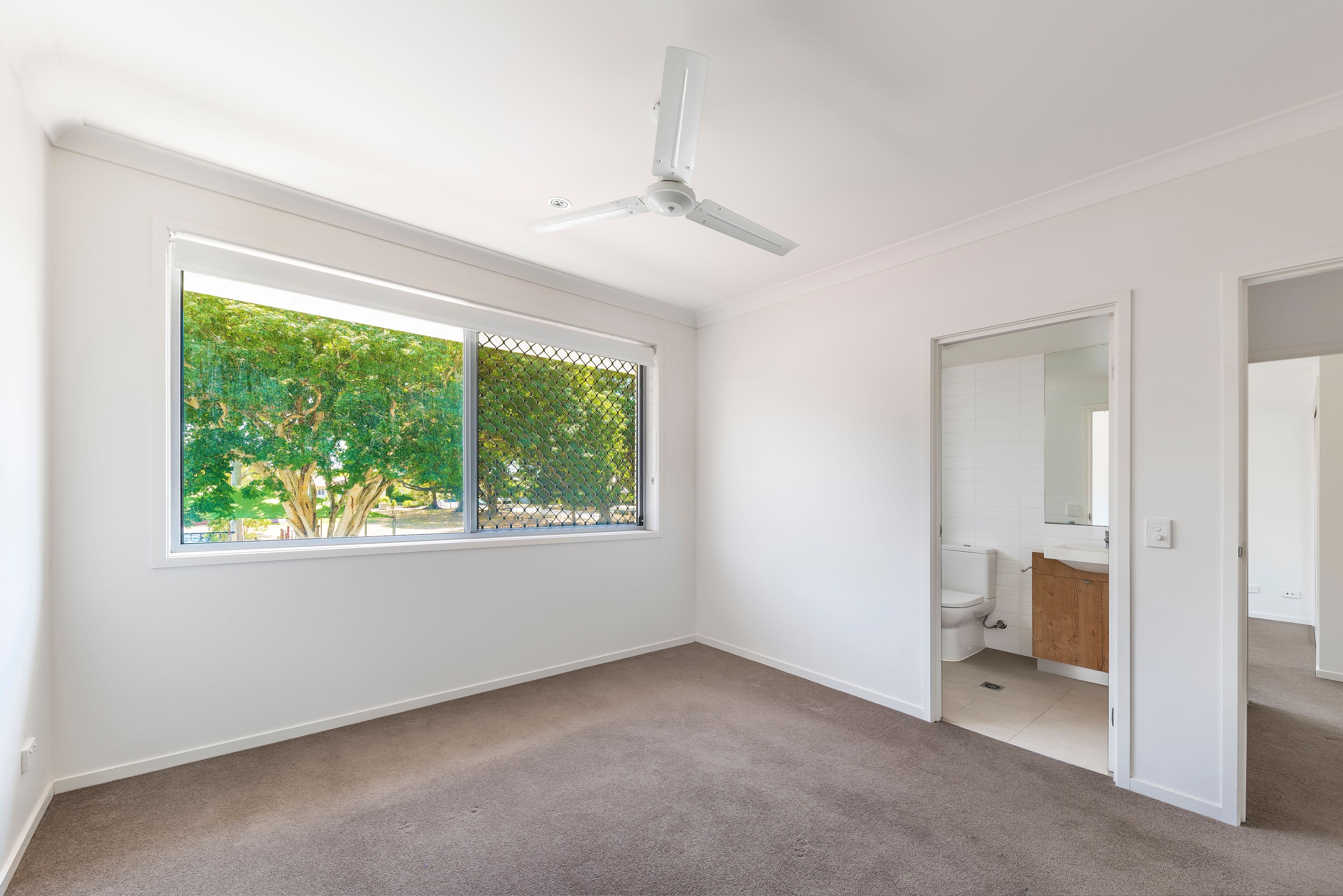 32 Windsor Street, Hamilton QLD 4007, Hamilton - Thumbnail 7