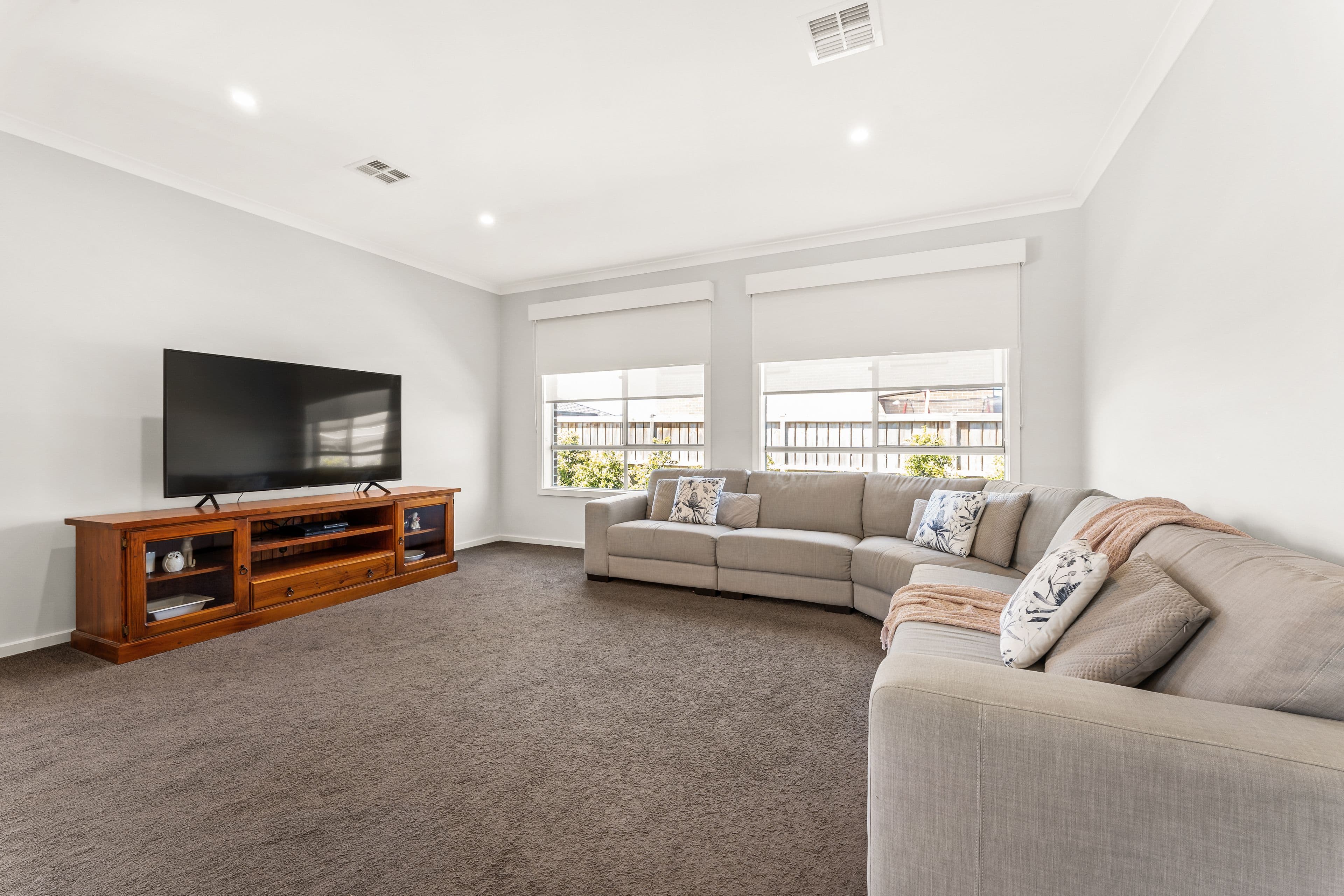 7 Violet Street, Bunyip VIC 3815, Bunyip - Thumbnail 5