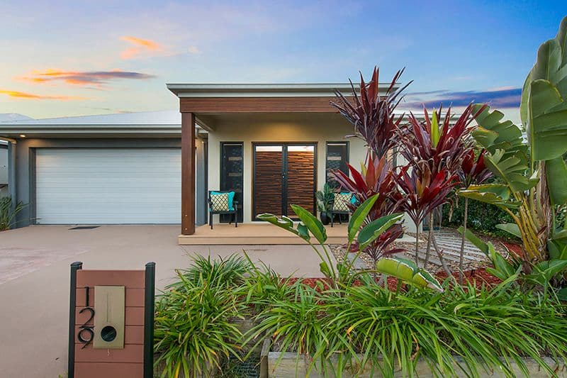 129 Sunhaven Boulevard, Burdell QLD 4818, Burdell - Thumbnail 2