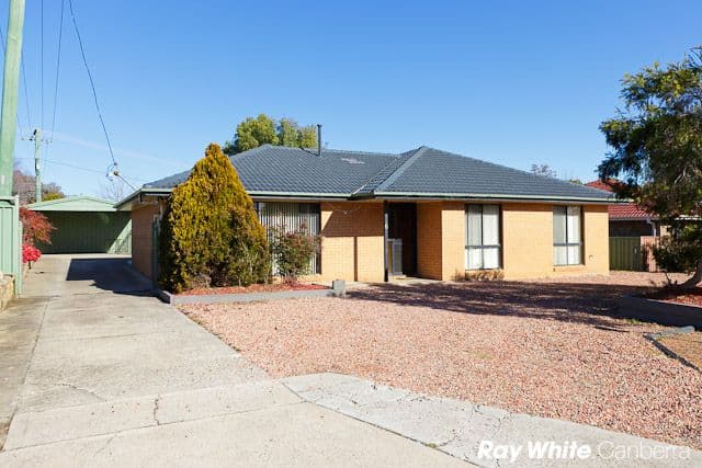 6 Deamer Crescent, RICHARDSON ACT 2905, Richardson - Image 1