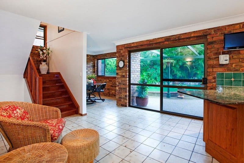 28  Firelight Street, SUNNYBANK HILLS QLD 4109, Sunnybank Hills - Thumbnail 3