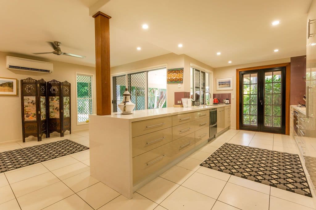 31 Colleen Avenue, Emerald QLD 4720, Emerald - Thumbnail 5