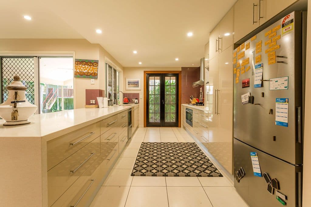 31 Colleen Avenue, Emerald QLD 4720, Emerald - Thumbnail 6