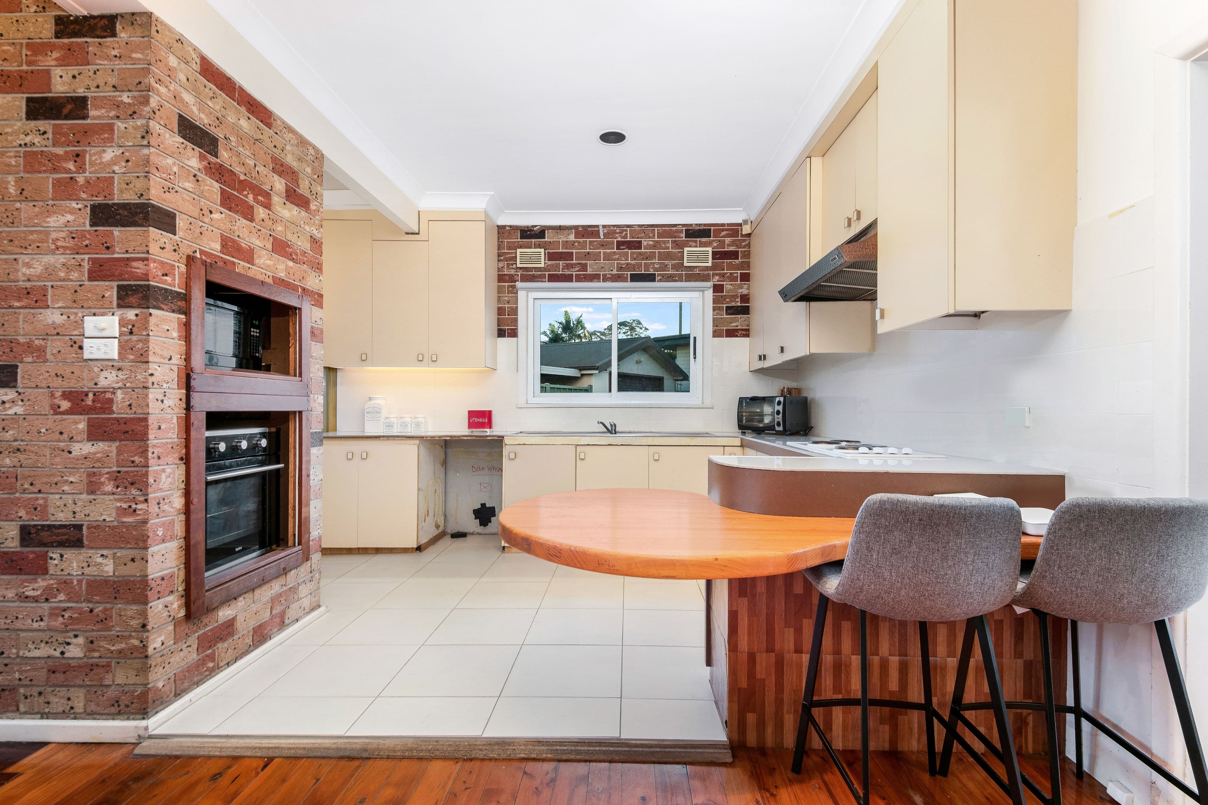 7 Lockwood Avenue, Greenacre NSW 2190, Greenacre - Thumbnail 3