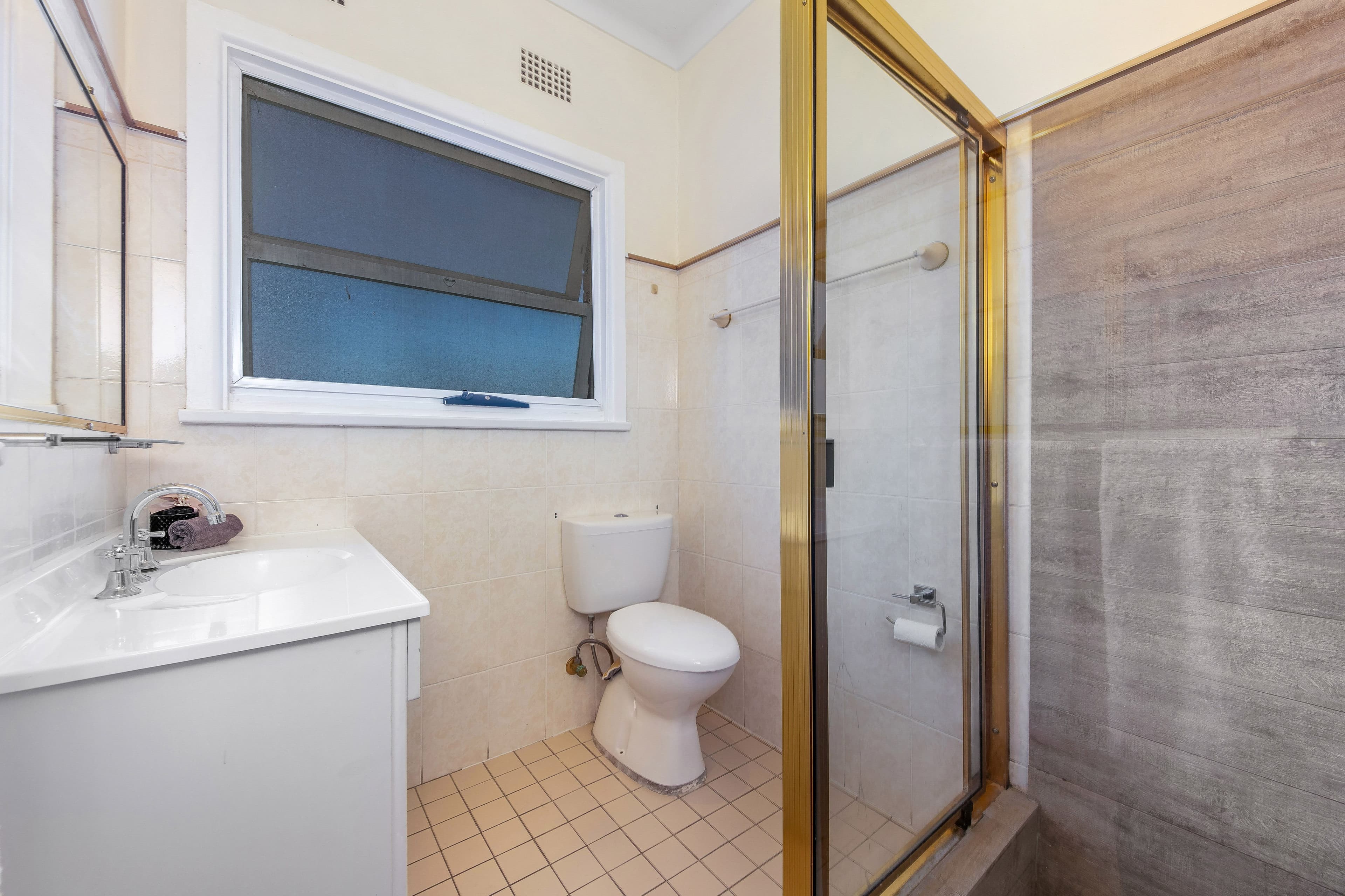 7 Lockwood Avenue, Greenacre NSW 2190, Greenacre - Thumbnail 8