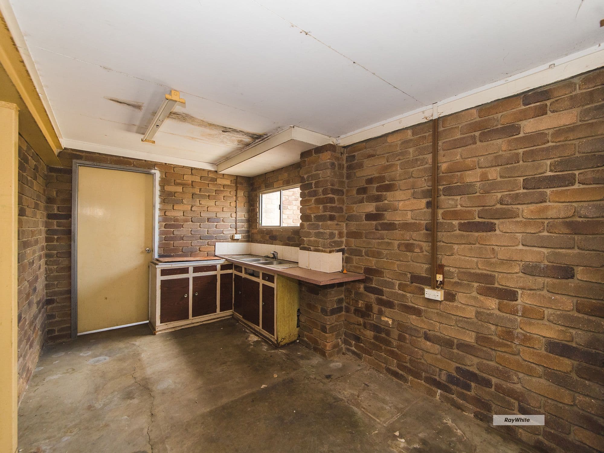 1a Denison Street, Rockhampton City QLD 4700, Rockhampton City - Thumbnail 3