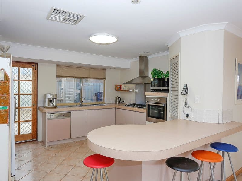 5 Calway Rise, Kiara WA 6054, Kiara - Thumbnail 3