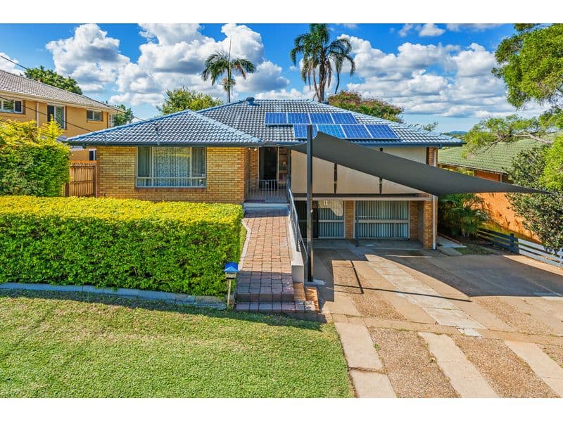 15 Cresthaven  Drive, Mansfield QLD 4122, Mansfield - Image 1