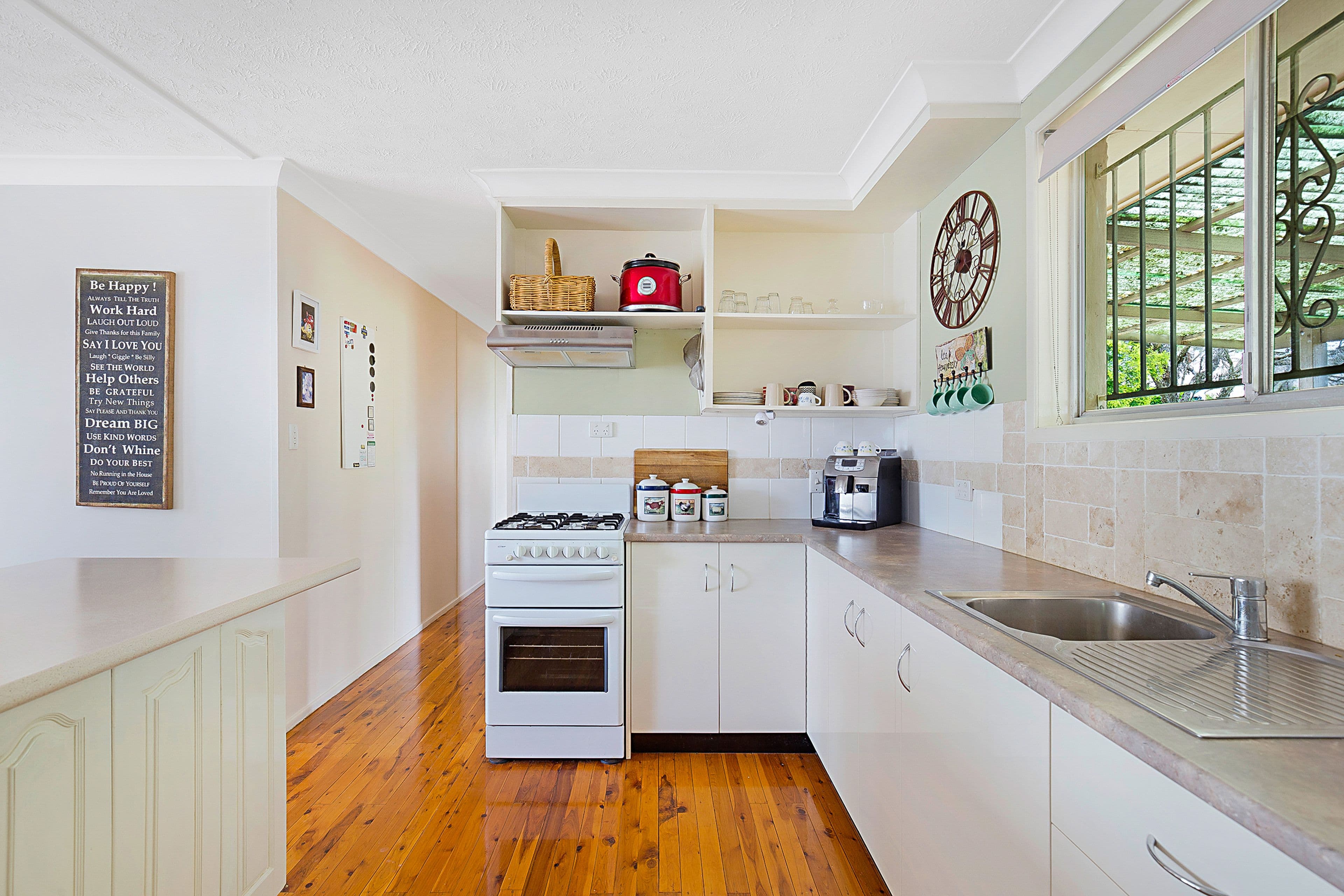 10 Camden Street, Harristown QLD 4350, Harristown - Thumbnail 2