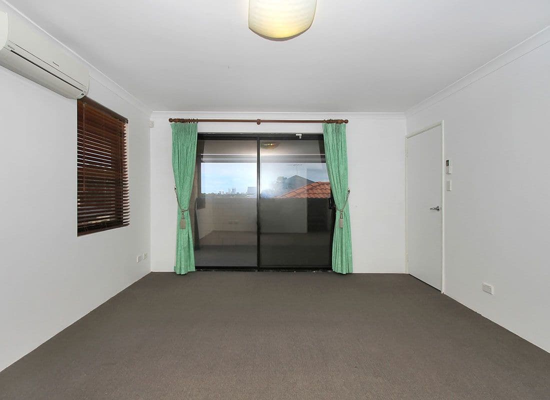 8 Palmer Place, EMBLETON WA 6062, Embleton - Thumbnail 7