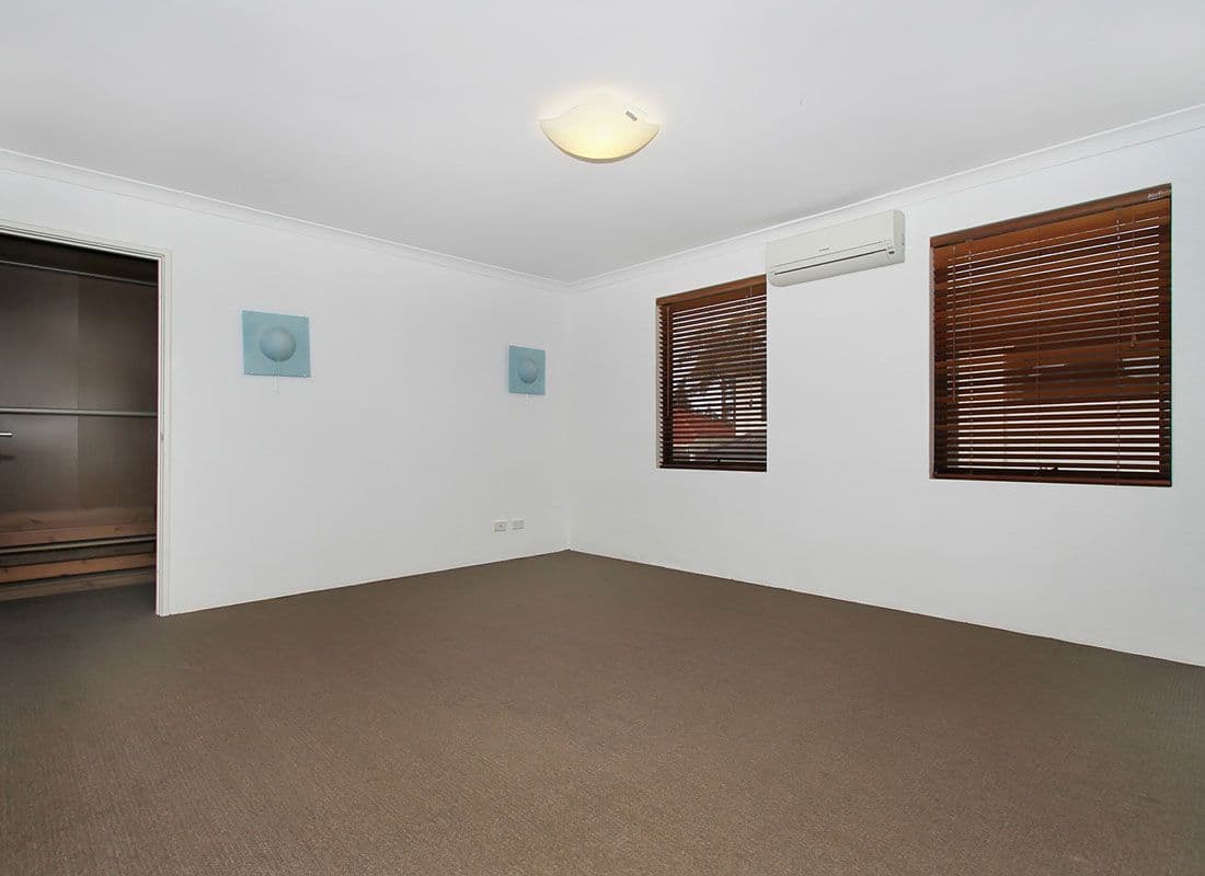 8 Palmer Place, EMBLETON WA 6062, Embleton - Thumbnail 8