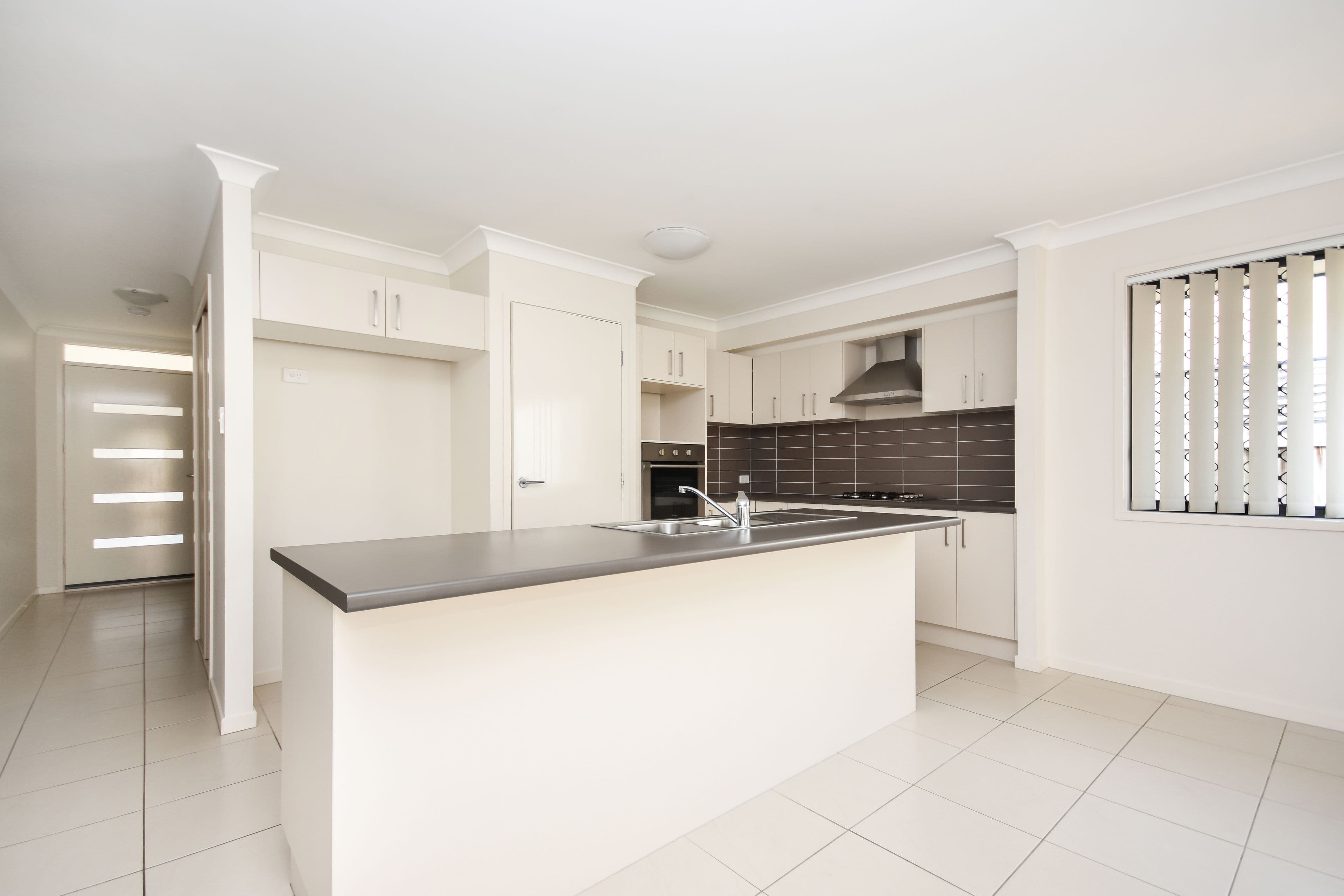 47 Dickson Crescent, North Lakes QLD 4509, North Lakes - Thumbnail 7