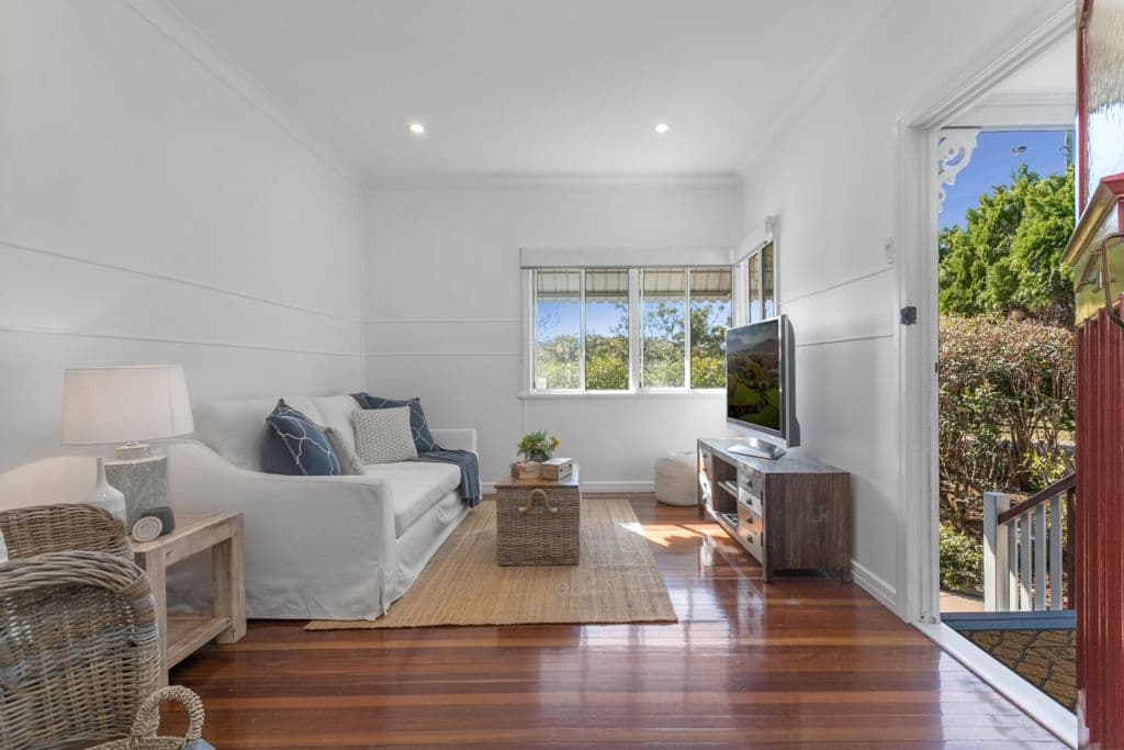 177 Seville Road, Holland Park QLD 4121, Holland Park - Thumbnail 3