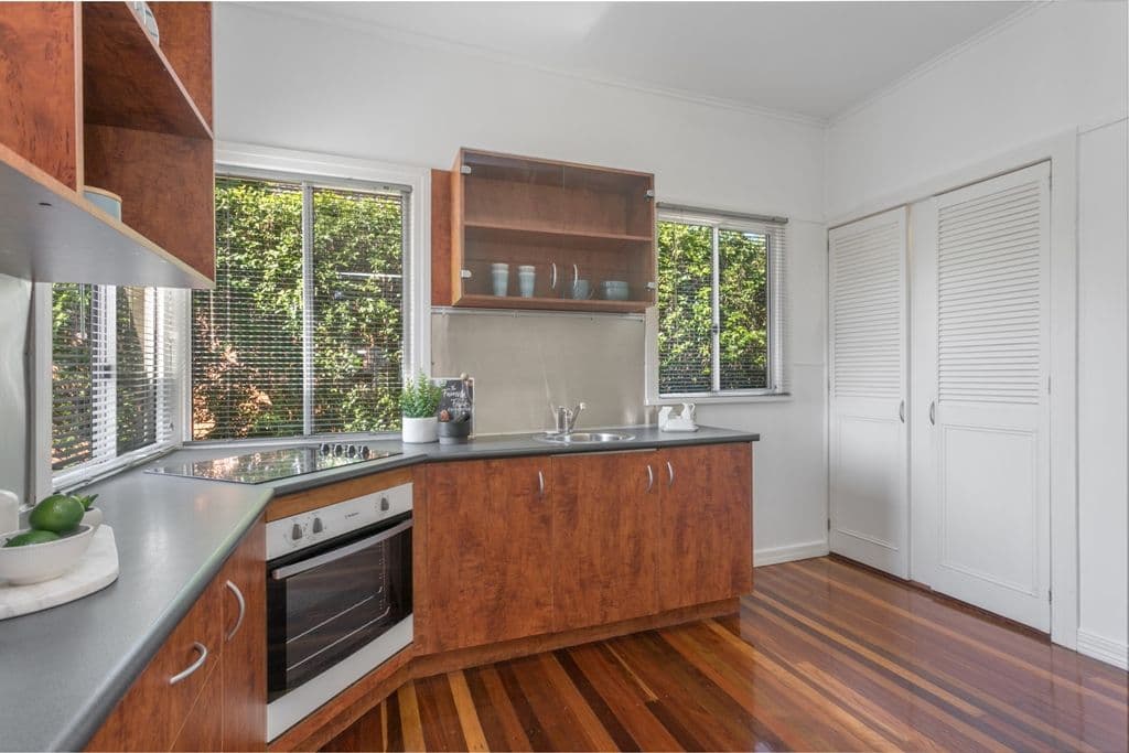 177 Seville Road, Holland Park QLD 4121, Holland Park - Thumbnail 4