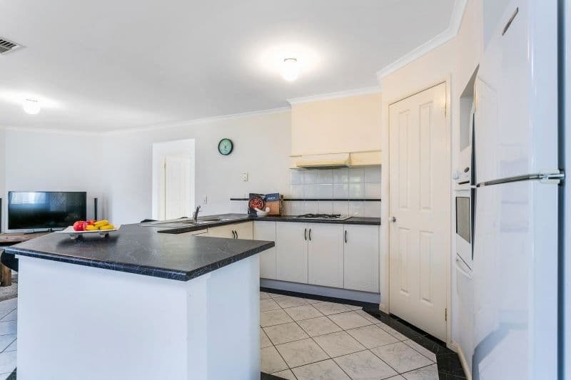 4 Catriona Court, North Haven SA 5018, North Haven - Thumbnail 7