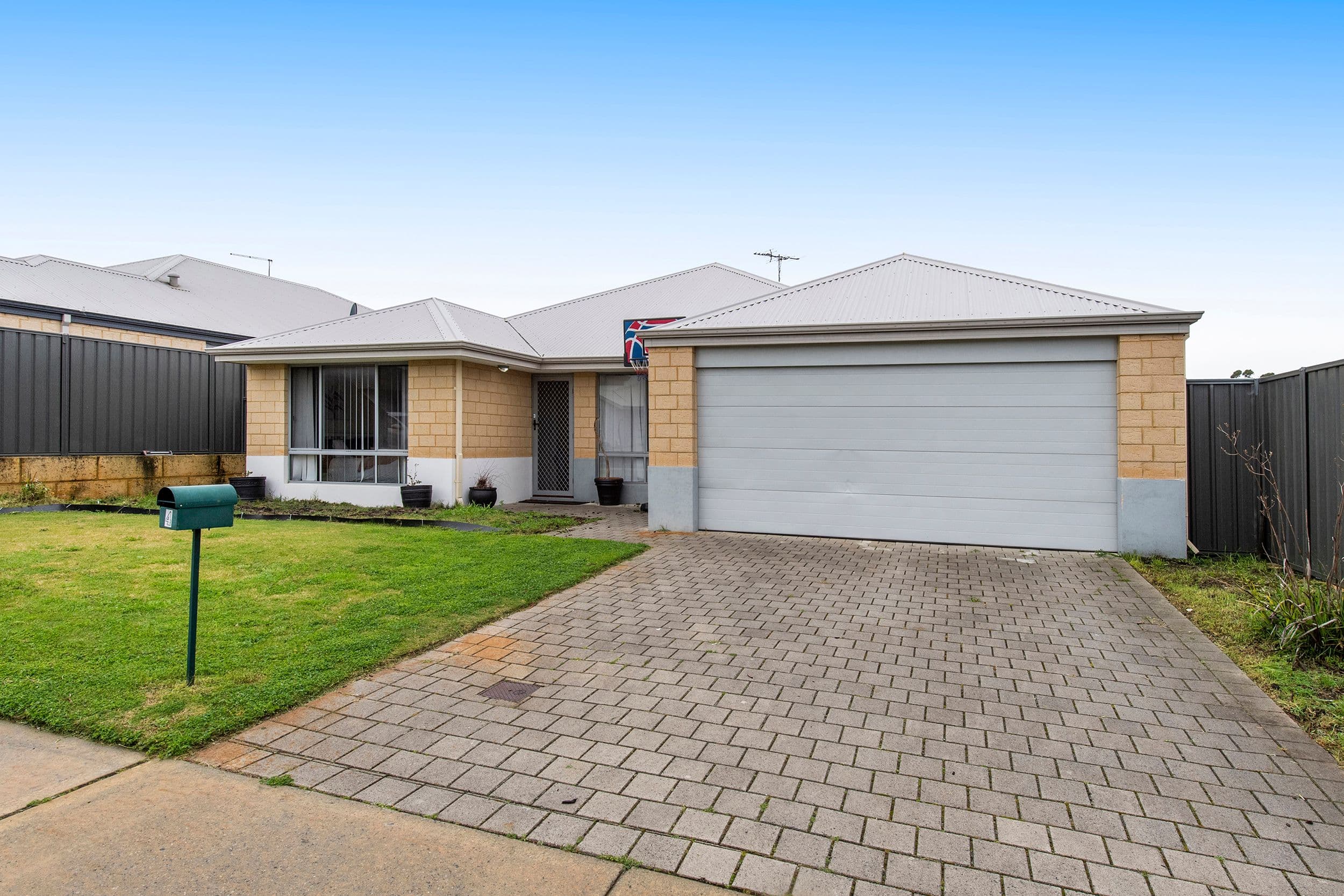 4 Kingcote Road, Baldivis WA 6171, Baldivis - Thumbnail 2