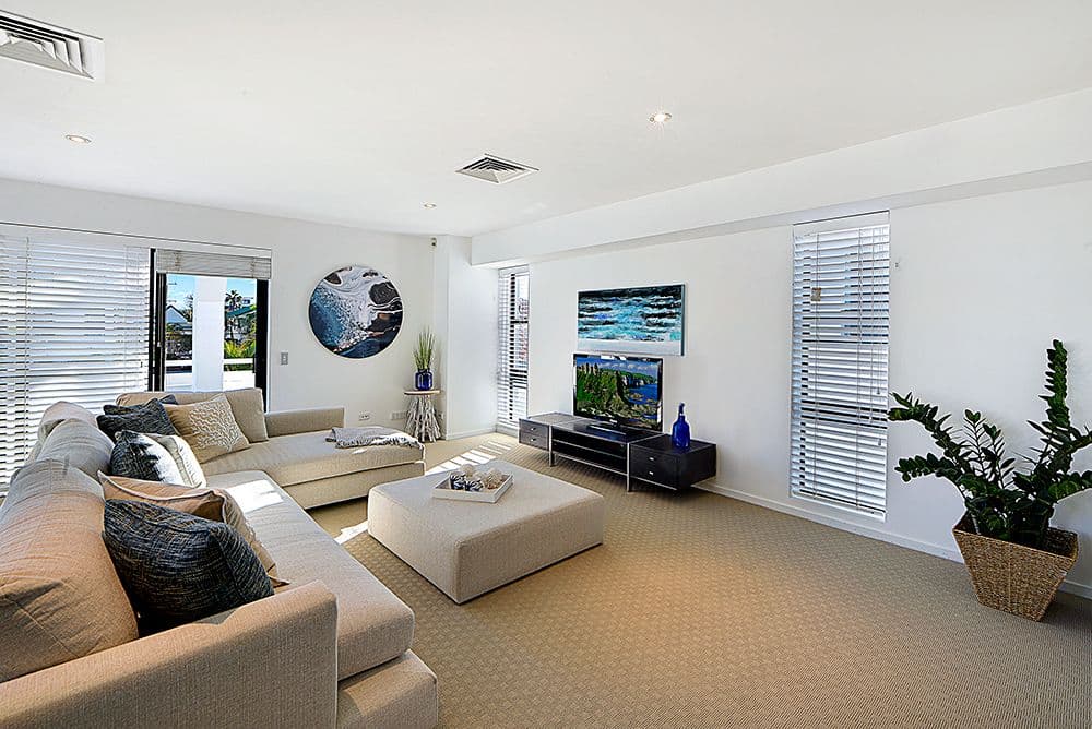 63 Jefferson Lane, Palm Beach QLD 4221, Palm Beach - Thumbnail 8