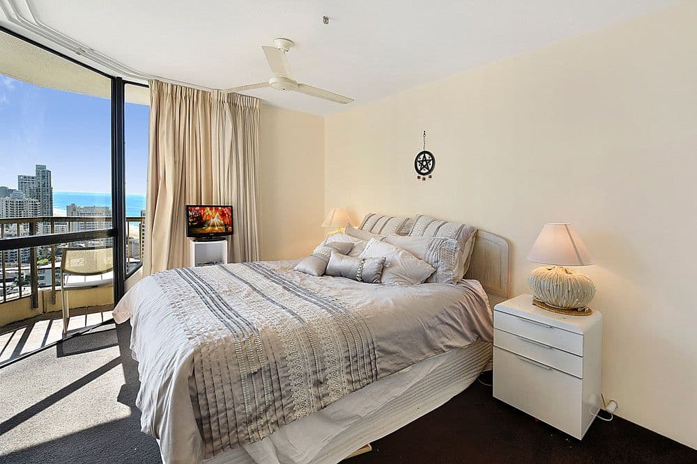 11 Hanlan Street, Surfers Paradise QLD 4217, Surfers Paradise - Thumbnail 6