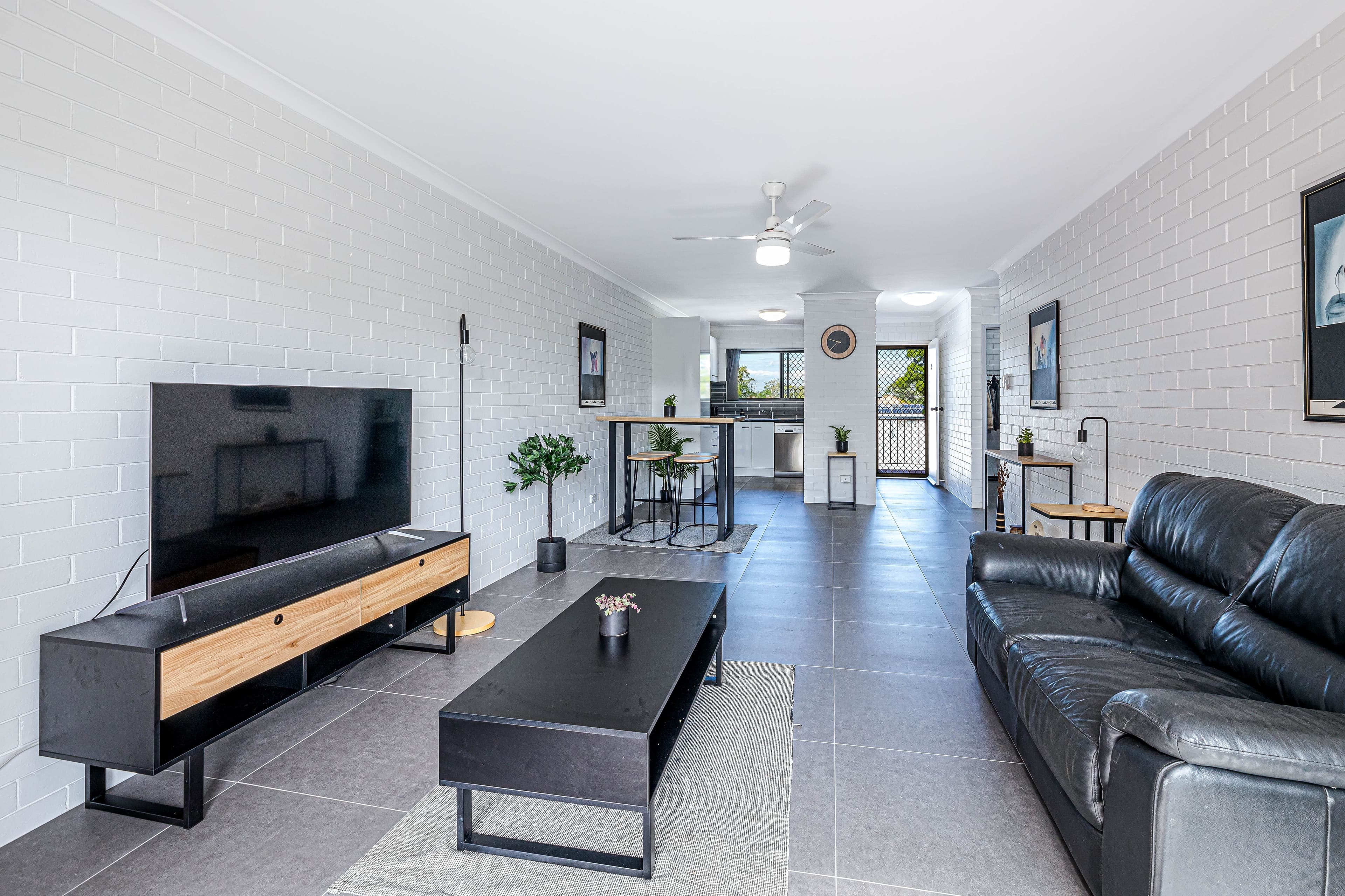 13 Ferguson Avenue, Bongaree QLD 4507, Bongaree - Thumbnail 5