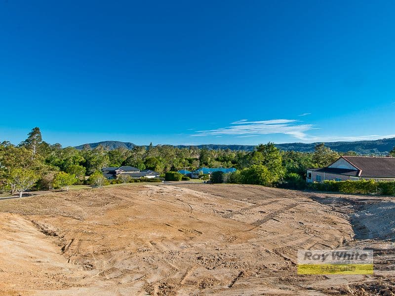 16 Castlewood Court, Samford Valley QLD 4520, Samford Valley - Thumbnail 2
