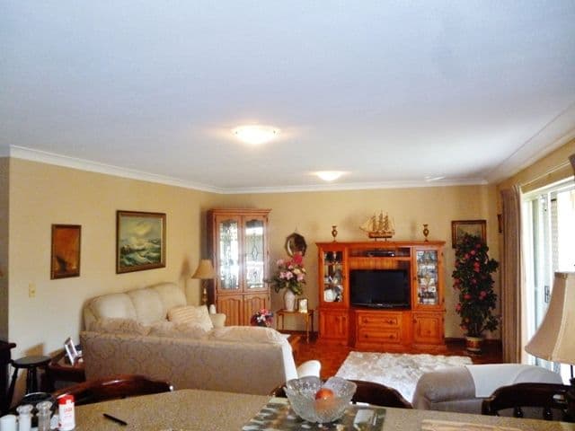 17 Burleigh Street, BURLEIGH HEADS QLD 4220, Burleigh Heads - Thumbnail 3