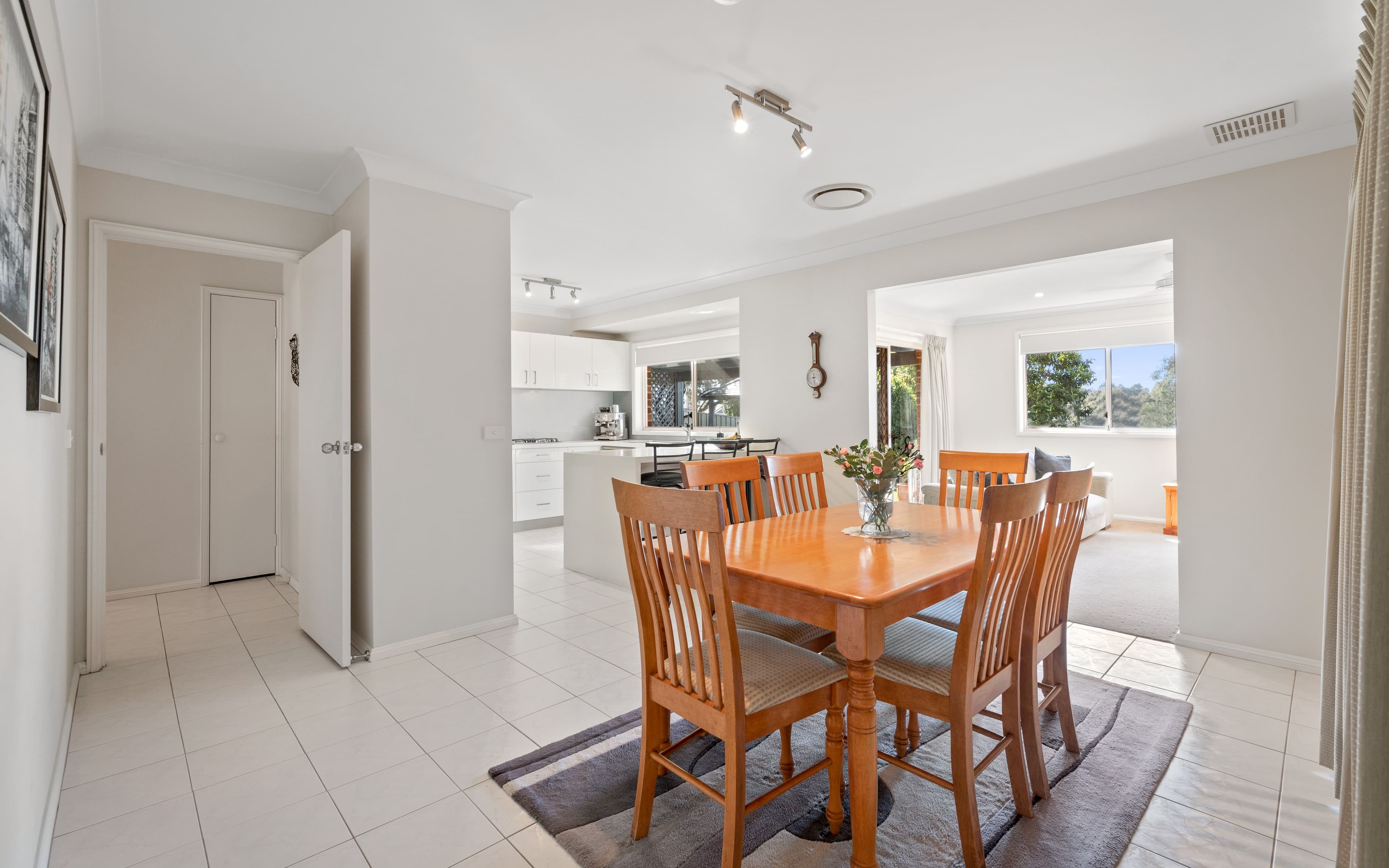 8 Sir John Jamison Circuit, Glenmore Park NSW 2745, Glenmore Park - Thumbnail 5