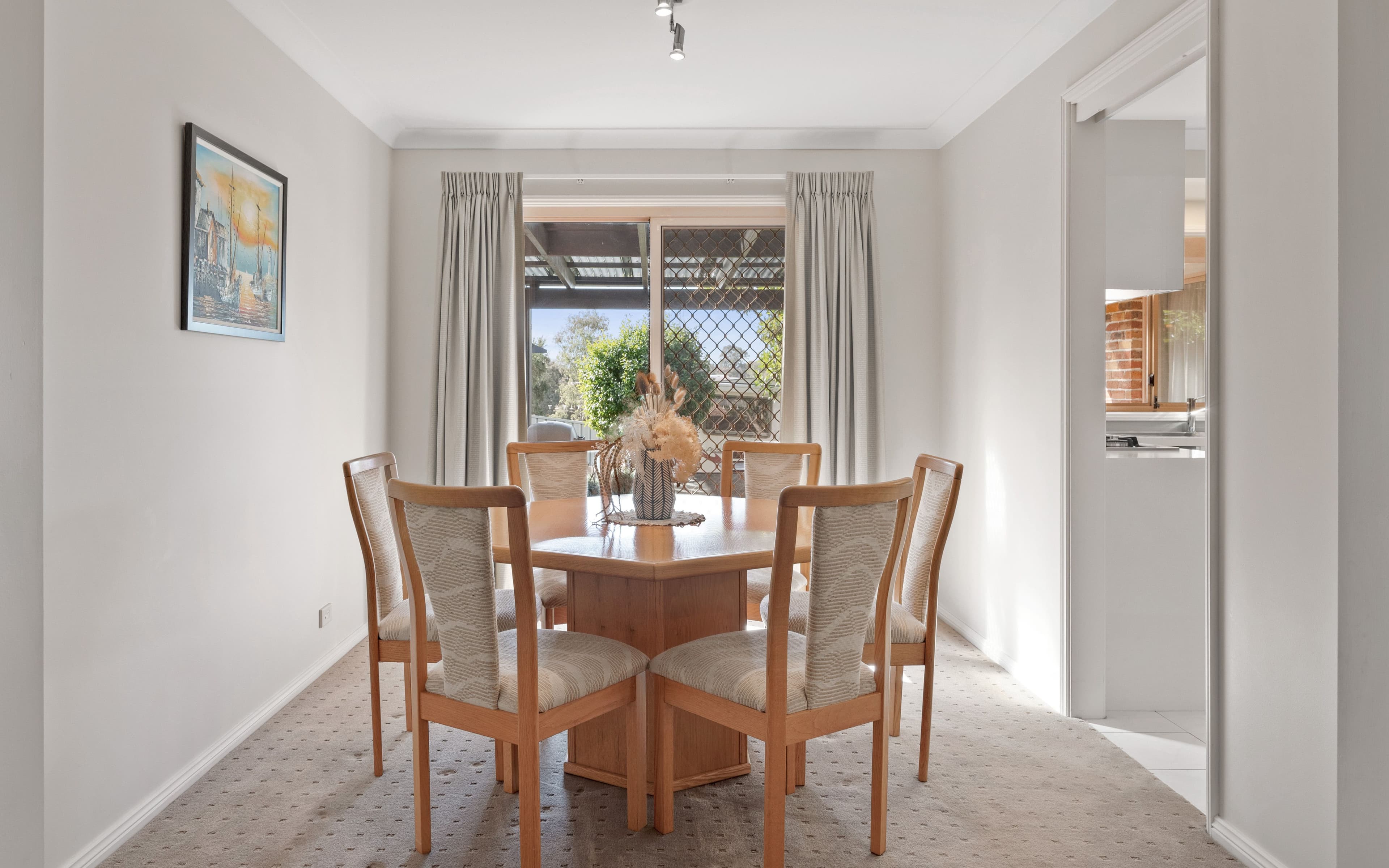 8 Sir John Jamison Circuit, Glenmore Park NSW 2745, Glenmore Park - Thumbnail 6