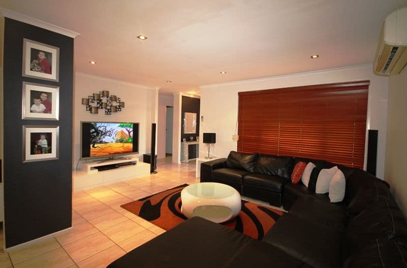 237 Wilson Road, GREEN VALLEY NSW 2168, Green Valley - Thumbnail 2