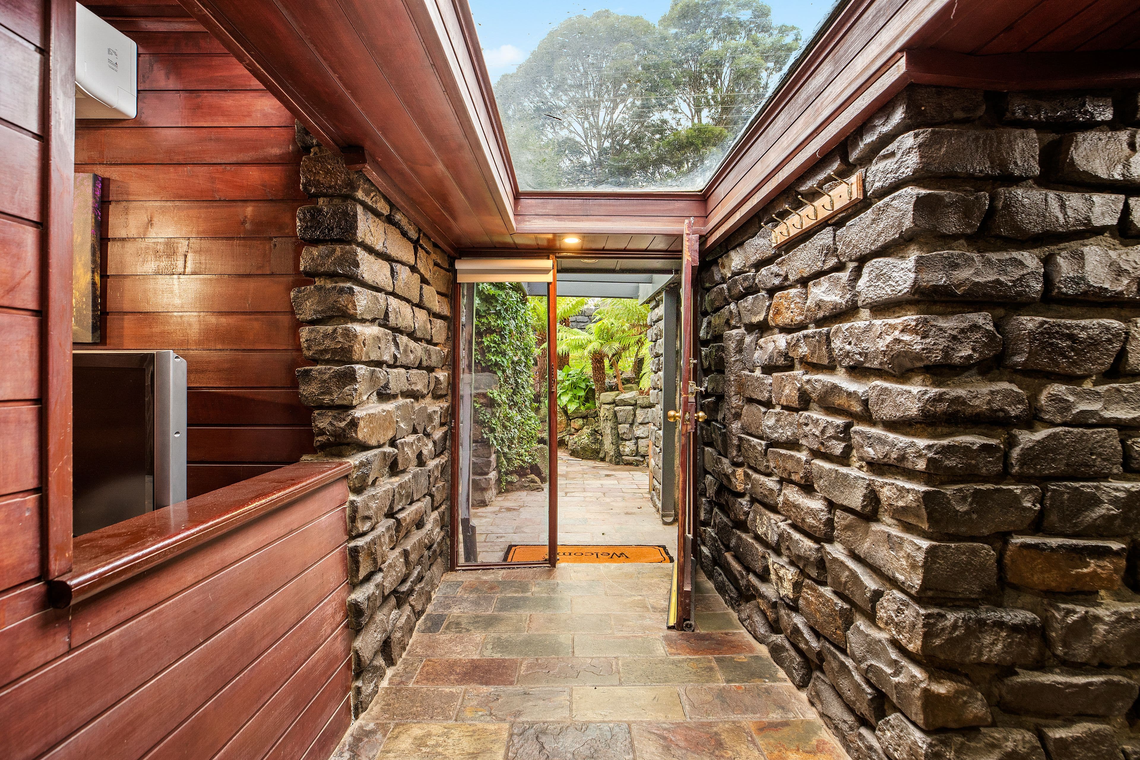 290 Glenfern Road, Upwey VIC 3158, Upwey - Thumbnail 2