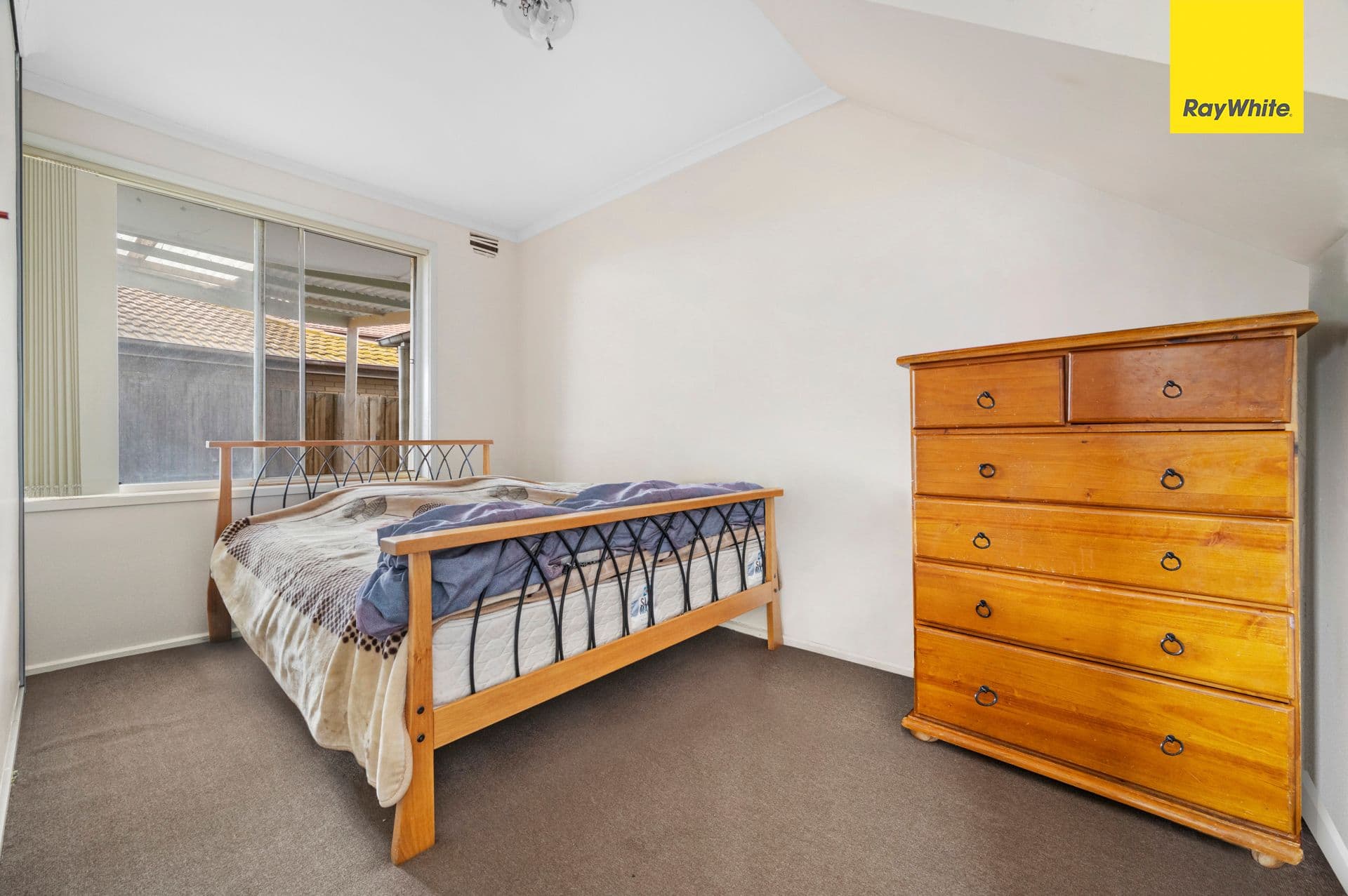 23 Mitchell Road, Melton South VIC 3338, Melton South - Thumbnail 4