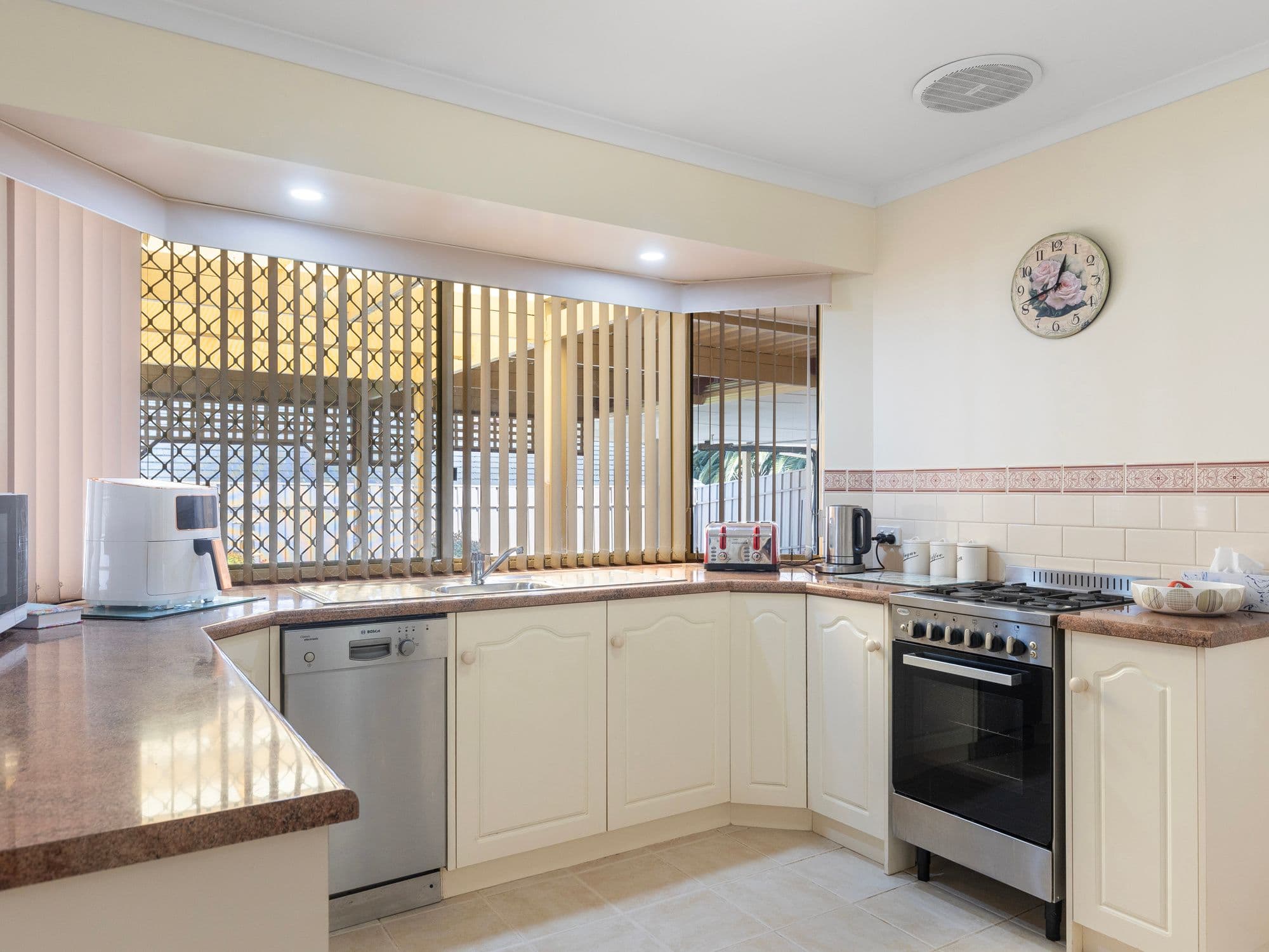 83 Investigator Drive, Woodcroft SA 5162, Woodcroft - Thumbnail 7