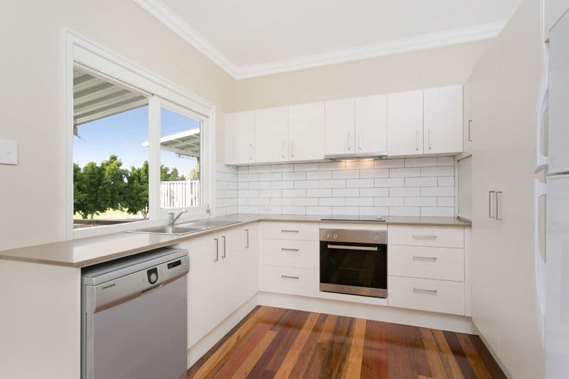 56 Baron Street, Greenslopes QLD 4120, Greenslopes - Thumbnail 2