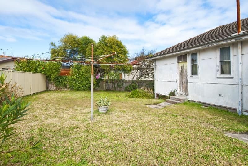 2 Nyan Street, CHIFLEY NSW 2036, Chifley - Thumbnail 2