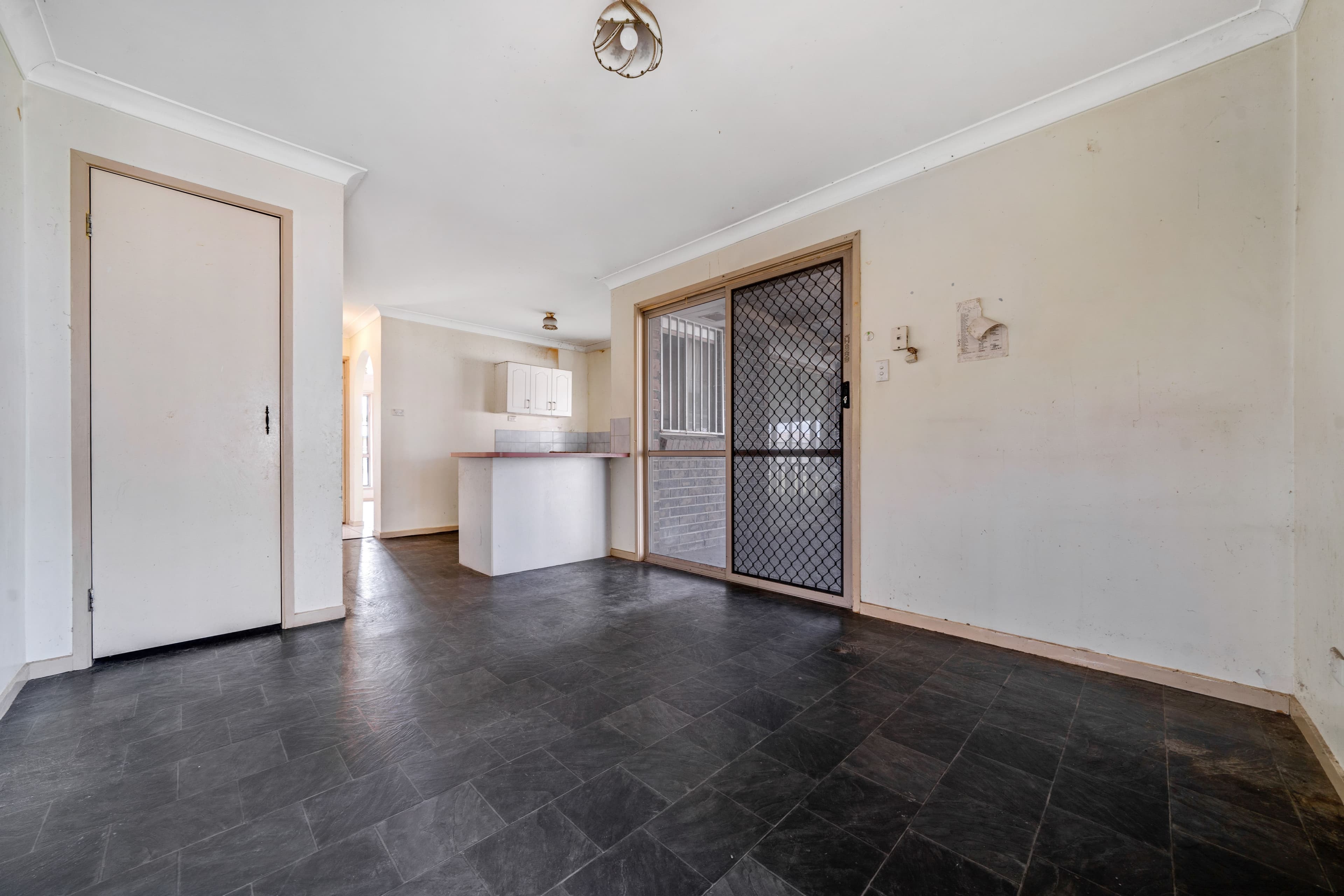 15 Mahonia Court, Crestmead QLD 4132, Crestmead - Thumbnail 7