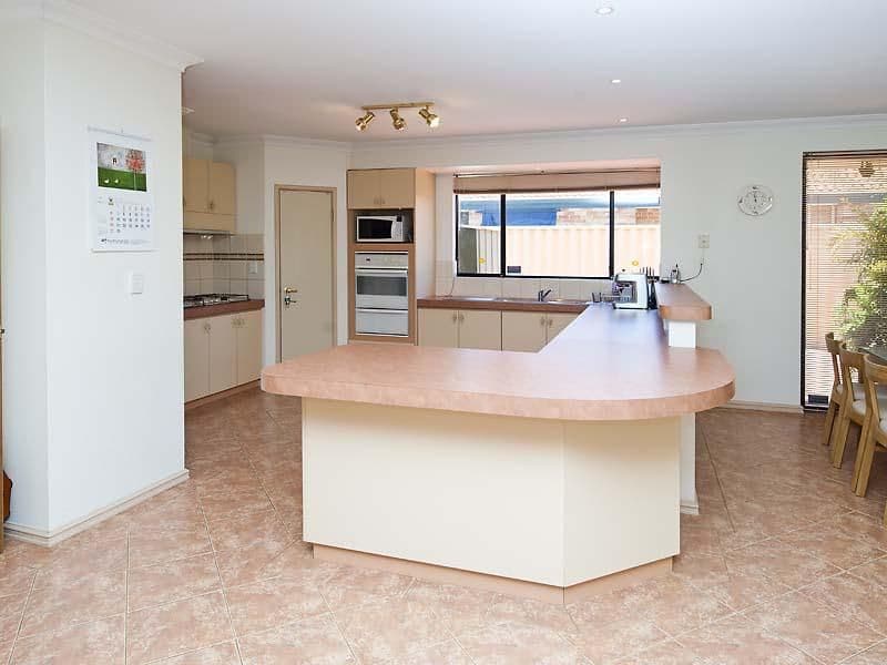 7 Westringia Retreat, CANNING VALE WA 6155, Canning Vale - Thumbnail 2