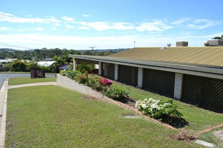 4 Narida Street, CLINTON QLD 4680, Clinton - Image 1