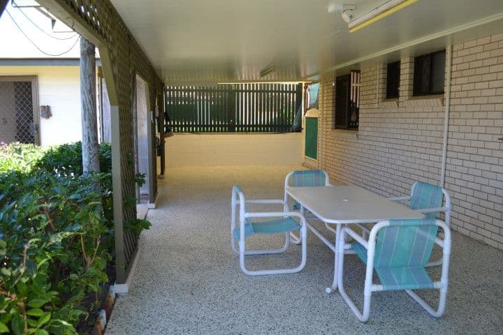 4 Narida Street, CLINTON QLD 4680, Clinton - Thumbnail 6